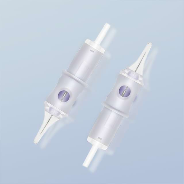 Agujas estériles para sombrear tatuajes en caja azul